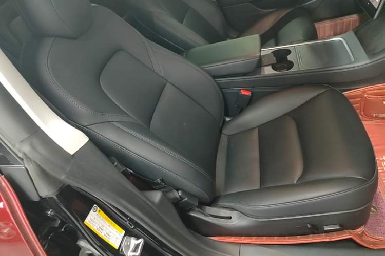 Used Tesla Model 3 2022 Rear-Wheel-Drive Version Right Front Seat