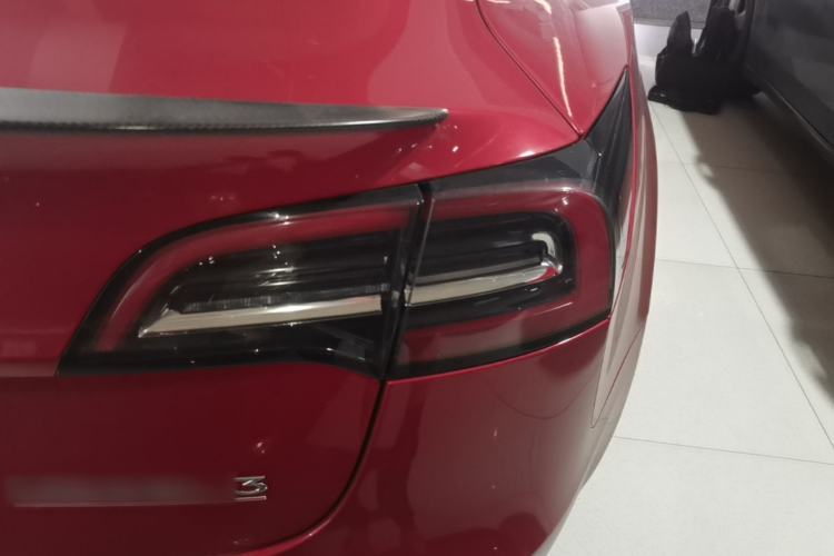 Used Tesla Model 3 2022 Performance High-Performance All-Wheel-Drive Version Right Rear Taillight