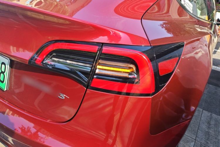 Used Tesla Model 3 2022 Rear-Wheel-Drive Version Right Rear Taillight
