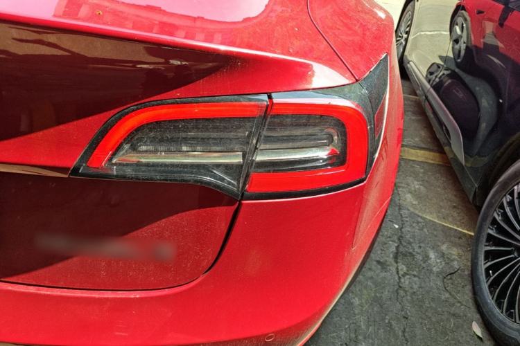 Used Tesla Model 3 2022 Rear-Wheel-Drive Version Right Rear Taillight