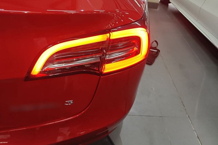 Used Tesla Model 3 2022 Rear-Wheel-Drive Version Right Rear Taillight