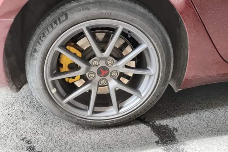 Used Tesla Model 3 2022 Rear-Wheel-Drive Version Right Rear Wheel Hub