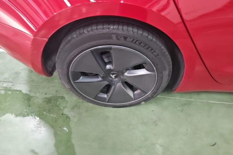 Used Tesla Model 3 2022 Rear-Wheel-Drive Version Right Rear Wheel Hub