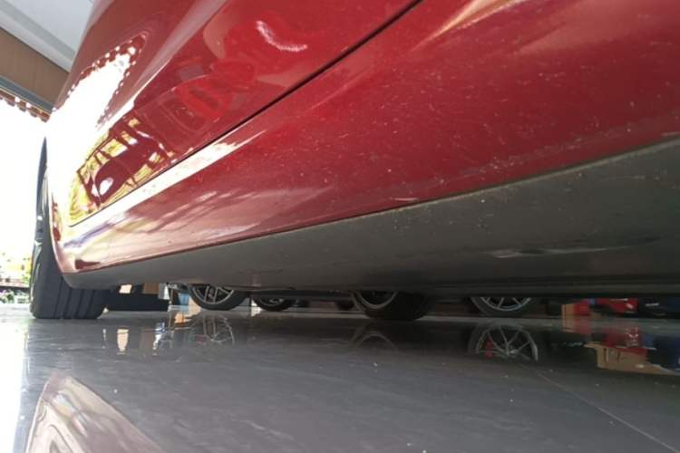 Used Tesla Model 3 2022 Performance High-Performance All-Wheel-Drive Version Right Side Sill