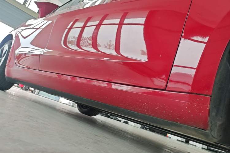 Used Tesla Model 3 2022 Rear-Wheel-Drive Version Right Side Sill