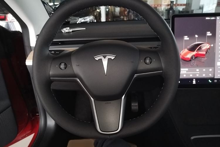 Used Tesla Model 3 2022 Rear-Wheel-Drive Version Steering Wheel