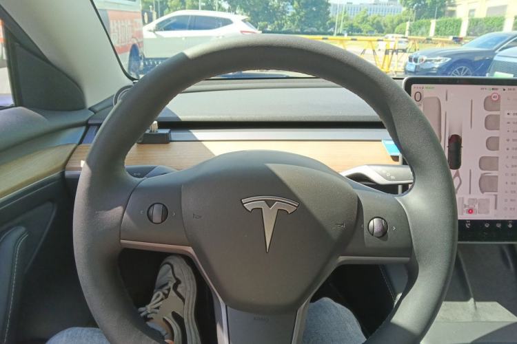 Used Tesla Model 3 2022 Performance High-Performance All-Wheel-Drive Version Steering Wheel