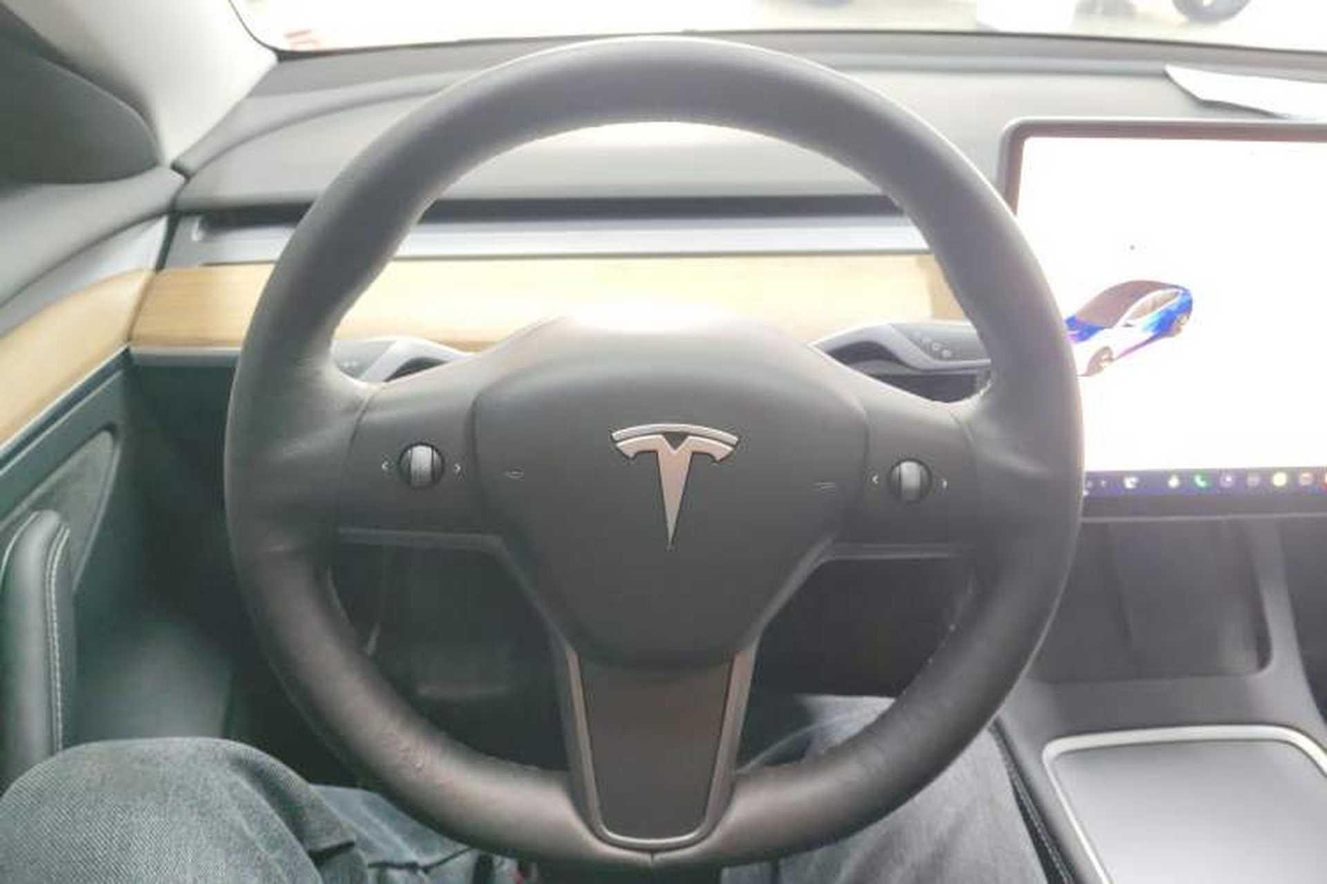 Used Tesla Model 3 2022 Rear-Wheel-Drive Version Steering Wheel