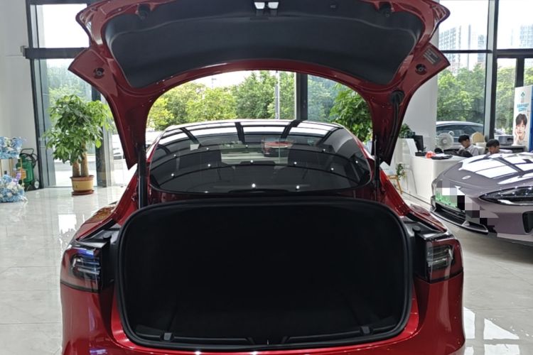 Used Tesla Model 3 2022 Rear-Wheel-Drive Version Trunk