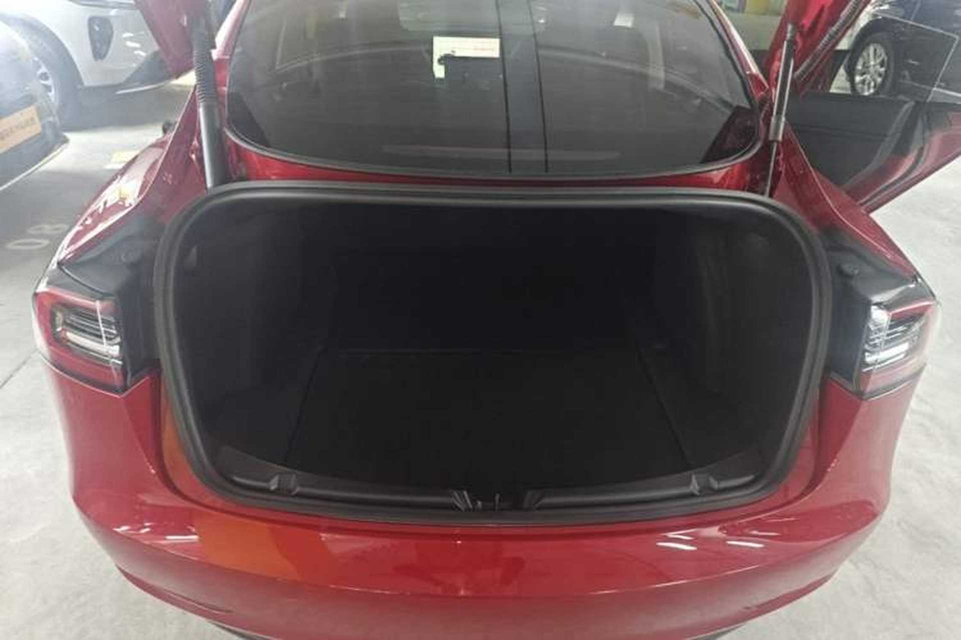 Used Tesla Model 3 2022 Performance High-Performance All-Wheel-Drive Version Trunk
