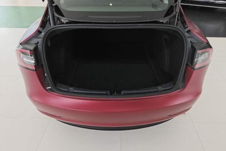 Used Tesla Model 3 2022 Rear-Wheel-Drive Version Trunk