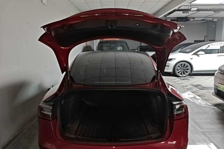 Used Tesla Model 3 2022 Rear-Wheel-Drive Version Trunk