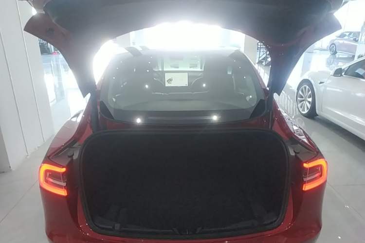 Used Tesla Model 3 2022 Rear-Wheel-Drive Version Trunk