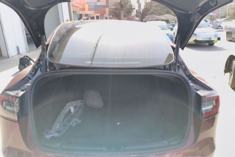 Used Tesla Model 3 2022 Rear-Wheel-Drive Version Trunk