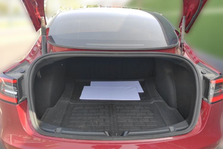 Used Tesla Model 3 2022 Performance High-Performance All-Wheel-Drive Version Trunk