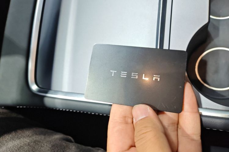 Used Tesla Model 3 2022 Rear-Wheel-Drive Version Vehicle Key