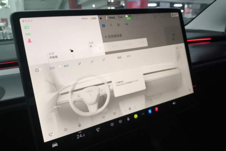 Used Tesla Model 3 2022 Rear-Wheel-Drive Version Audio And AC Panel