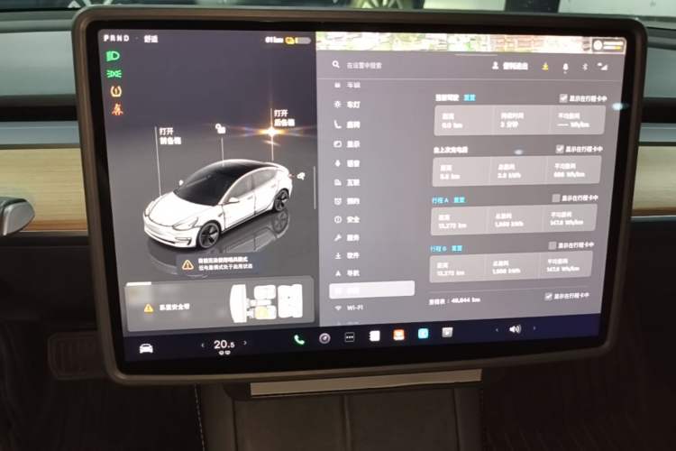 Used Tesla Model 3 2022 Rear-Wheel-Drive Version Audio And AC Panel