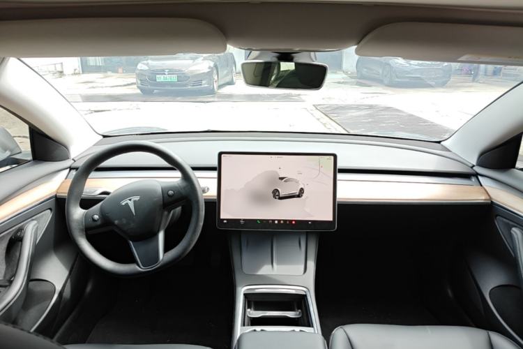 Used Tesla Model 3 2022 Rear-Wheel-Drive Version Center Console