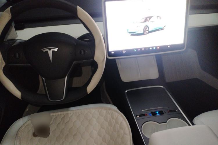 Used Tesla Model 3 2022 Rear-Wheel-Drive Version Center Console