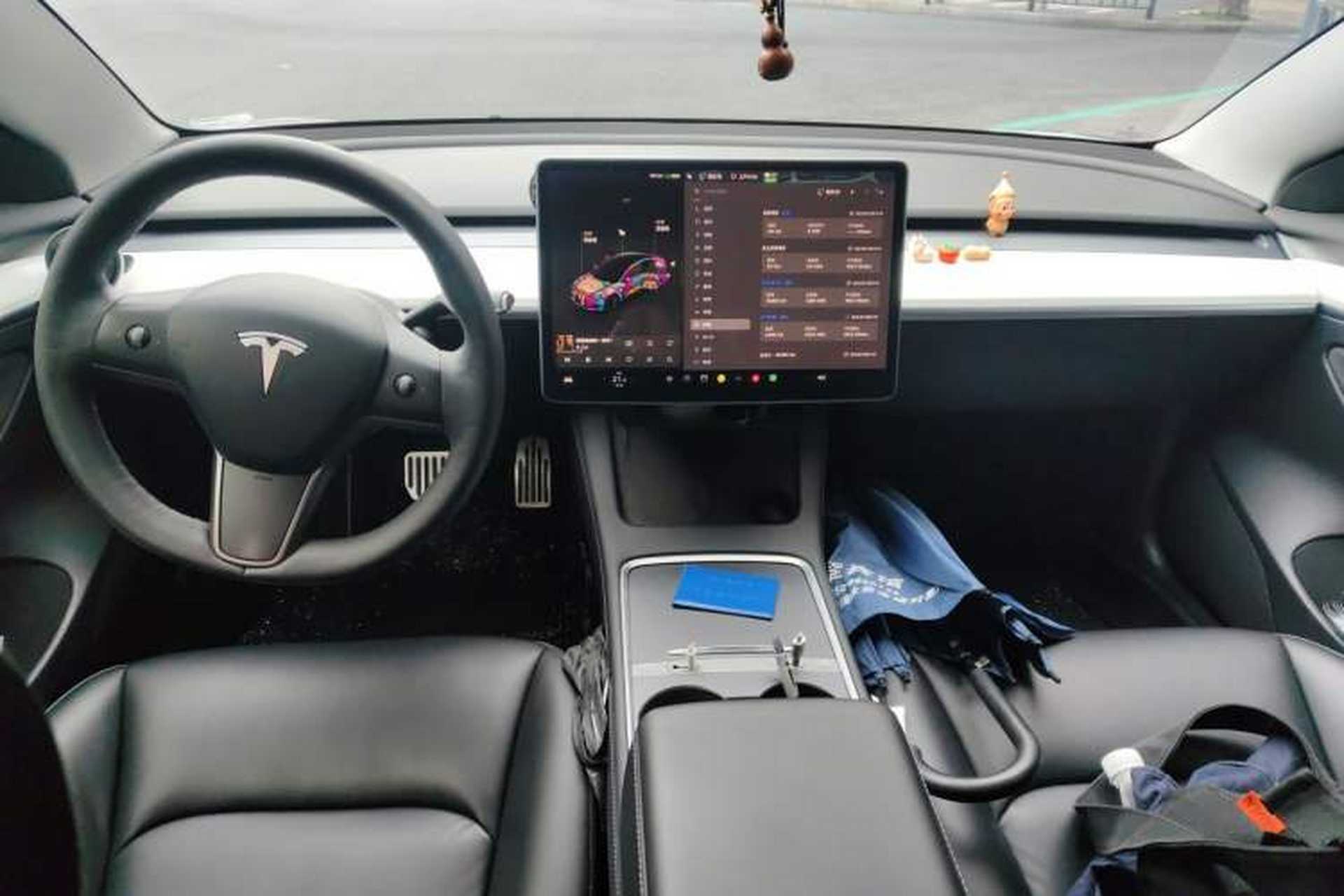 Used Tesla Model 3 2022 Rear-Wheel-Drive Version Center Console