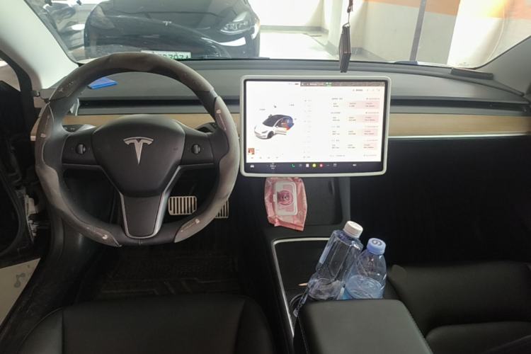 Used Tesla Model 3 2022 Rear-Wheel-Drive Version Center Console