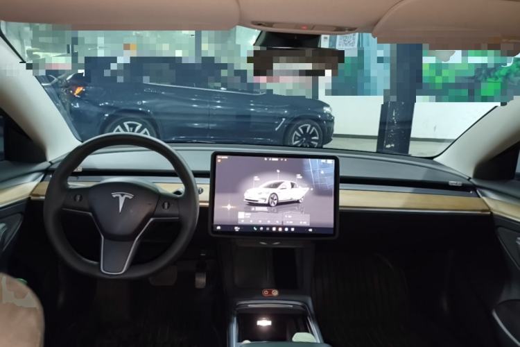 Used Tesla Model 3 2022 Rear-Wheel-Drive Version Center Console