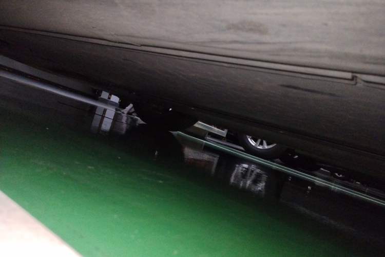 Used Tesla Model 3 2022 Rear-Wheel-Drive Version Chassis Front Left