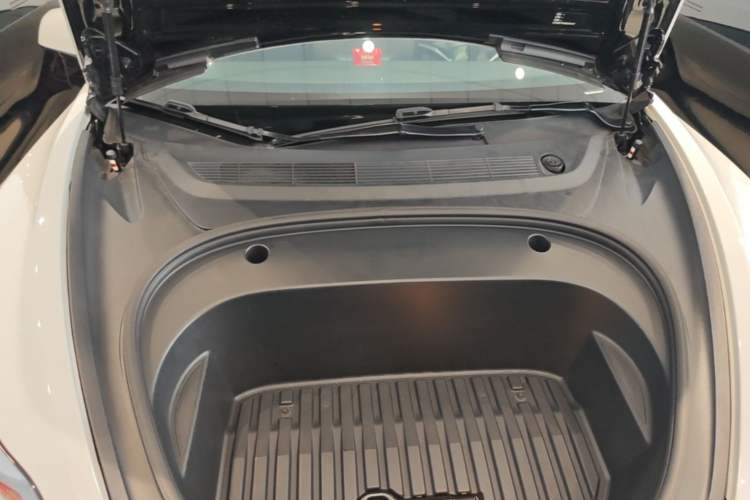 Used Tesla Model 3 2022 Rear-Wheel-Drive Version Engine Bay