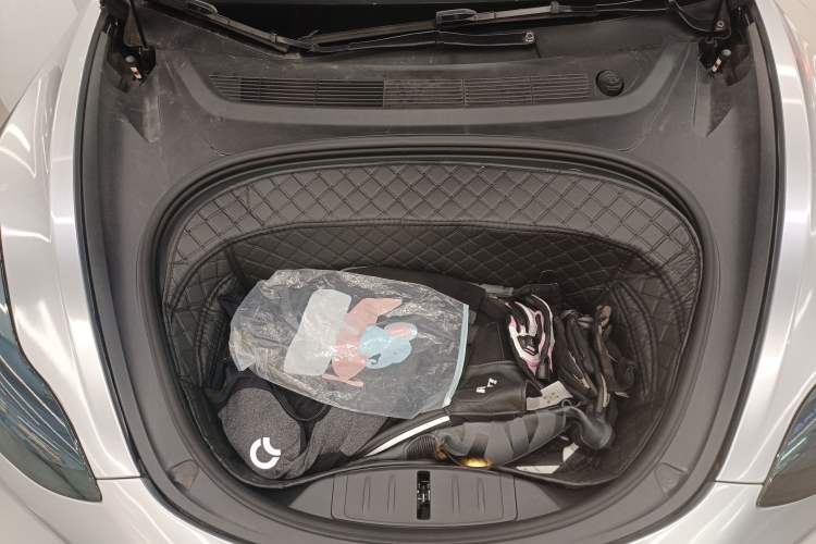 Used Tesla Model 3 2022 Rear-Wheel-Drive Version Engine Bay