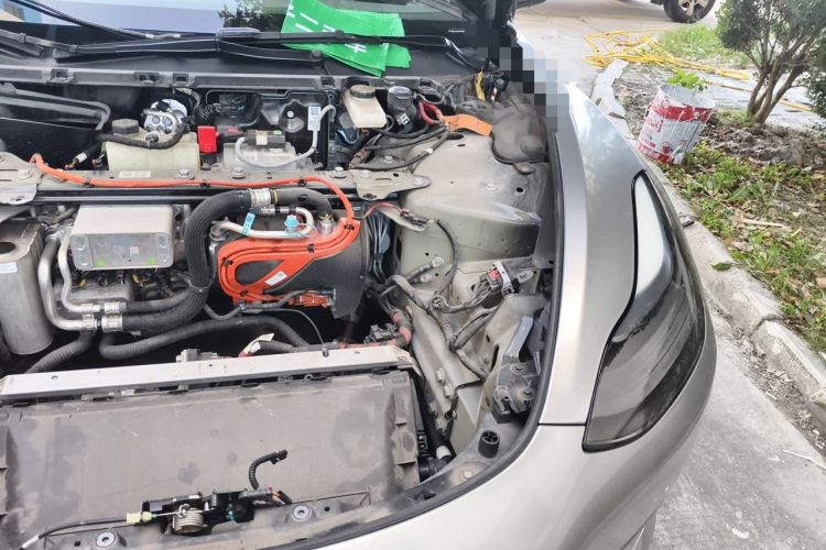 Used Tesla Model 3 2022 Rear-Wheel-Drive Version Engine Bay Left