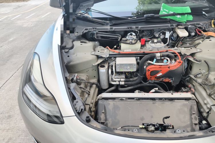 Used Tesla Model 3 2022 Rear-Wheel-Drive Version Engine Bay Right