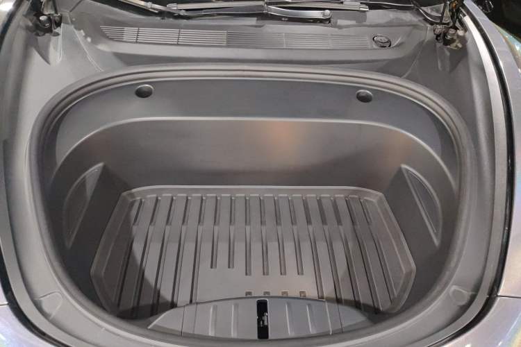Used Tesla Model 3 2022 Rear-Wheel-Drive Version Engine Bay