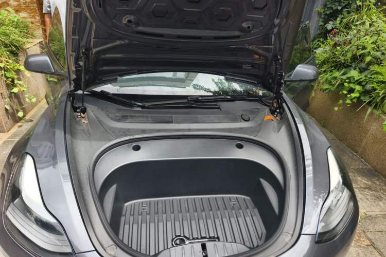 Used Tesla Model 3 2022 Performance High-Performance All-Wheel-Drive Version Engine Bay