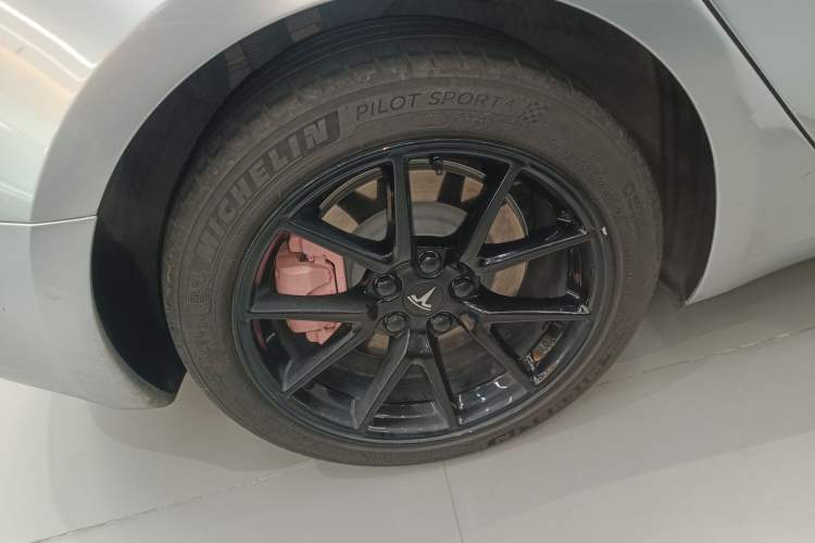 Used Tesla Model 3 2022 Rear-Wheel-Drive Version Exterior 2