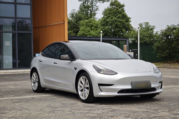Used Tesla Model 3 2022 Rear-Wheel-Drive Version Exterior 2