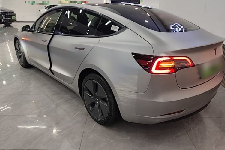Used Tesla Model 3 2022 Rear-Wheel-Drive Version Exterior 2