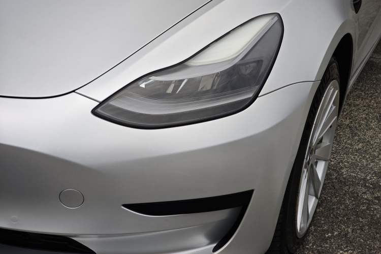 Used Tesla Model 3 2022 Rear-Wheel-Drive Version Exterior 3