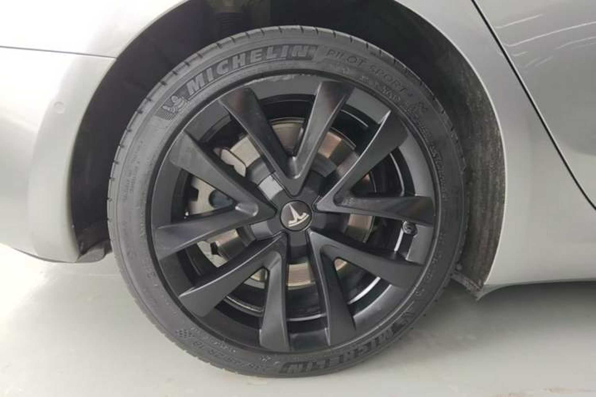 Used Tesla Model 3 2022 Rear-Wheel-Drive Version Exterior 5