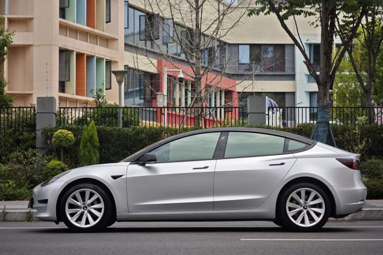 Used Tesla Model 3 2022 Rear-Wheel-Drive Version Exterior 7