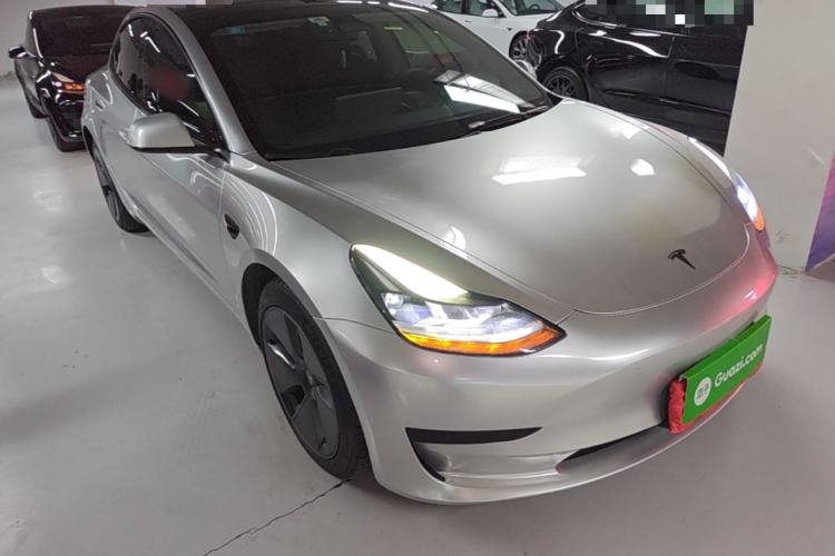 Used Tesla Model 3 2022 Rear-Wheel-Drive Version Front Right 45 Deg