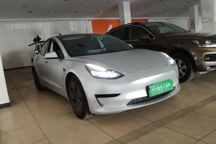 Used Tesla Model 3 2022 Rear-Wheel-Drive Version Front Right 45 Deg