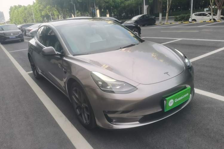 Used Tesla Model 3 2022 Performance High-Performance All-Wheel-Drive Version Front Right 45 Deg