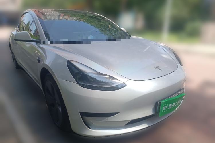 Used Tesla Model 3 2022 Rear-Wheel-Drive Version Front Right 45 Deg