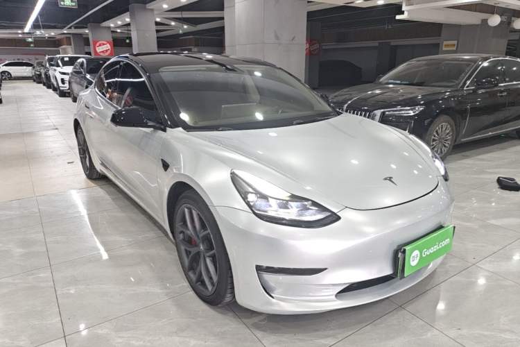 Used Tesla Model 3 2022 Performance High-Performance All-Wheel-Drive Version Front Right 45 Deg