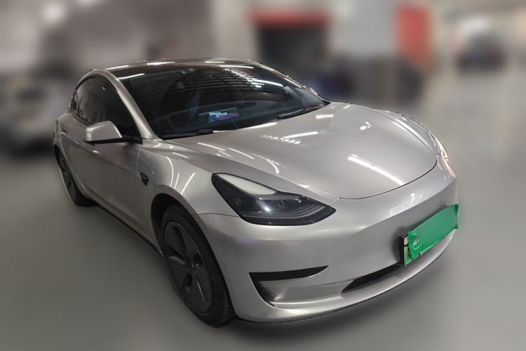 Used Tesla Model 3 2022 Rear-Wheel-Drive Version Front Right 45 Deg
