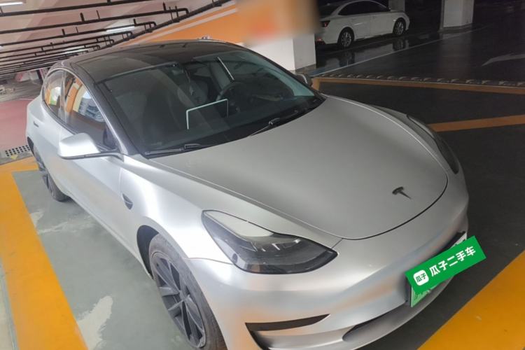 Used Tesla Model 3 2022 Rear-Wheel-Drive Version Front Right 45 Deg