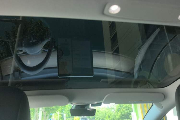Used Tesla Model 3 2022 Rear-Wheel-Drive Version Headliner