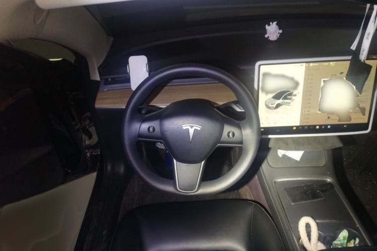 Used Tesla Model 3 2022 Rear-Wheel-Drive Version Interior 2