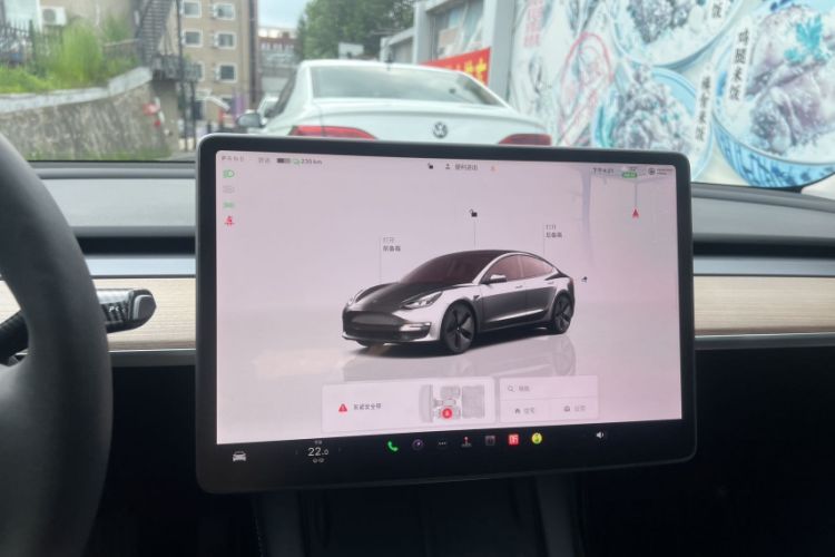 Used Tesla Model 3 2022 Rear-Wheel-Drive Version Interior 3